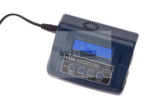 e680 Multi-Chemistry Charger Ladegerät