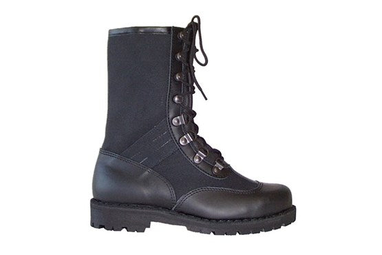 Österr. Segeltuchschuh