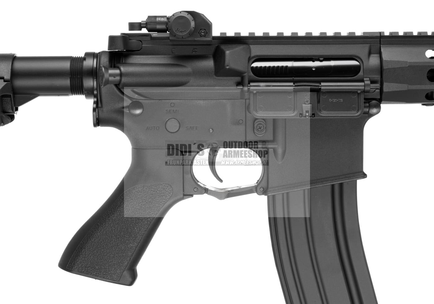 CM615 M4 Div.Farben