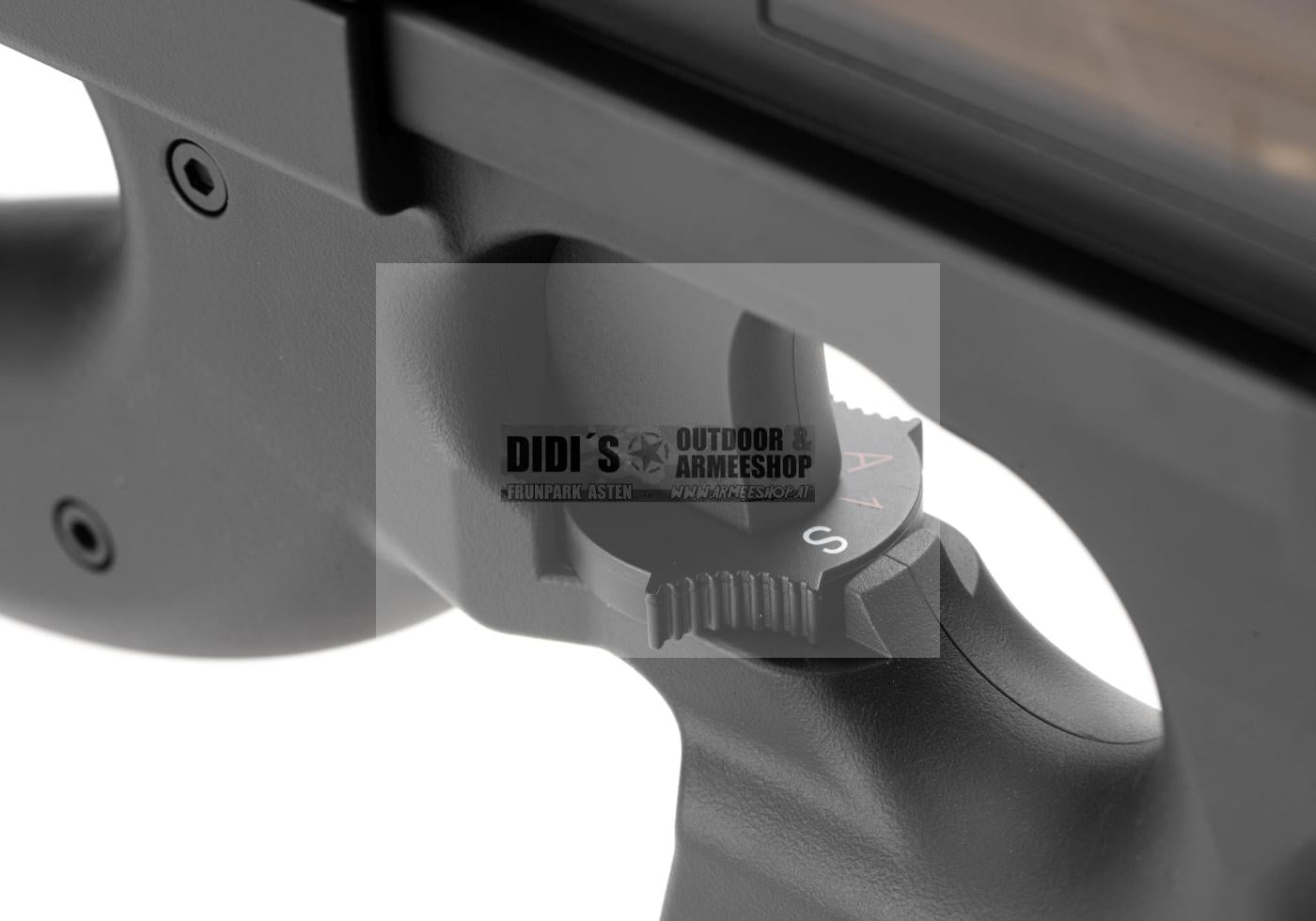 P90 Tactical