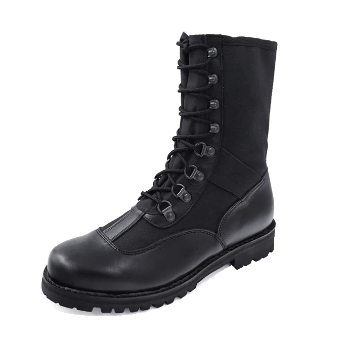Österreichische Segeltuchschuhe